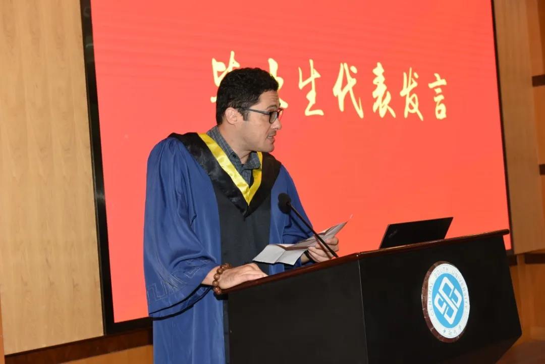 留学生.jpg 留学生.jpg